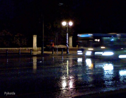 6557155195_816939415b_z